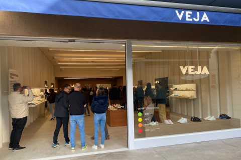 Tênis Veja, usado por Kate Middleton, abre 1ª loja em outlet no Brasil
