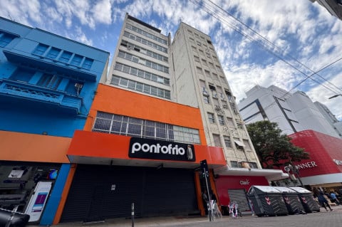 Ponto e Casas Bahia fecham lojas no Rio Grande do Sul e pelo País