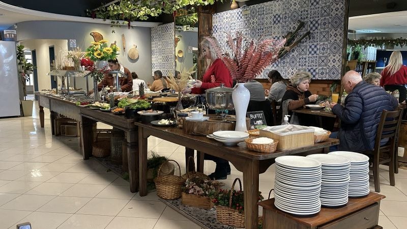 O empreendimento passa a focar o servi&ccedil;o apenas no almo&ccedil;o, com foco especial no buffet<br />Foto: Casa do Vale/Divulga&ccedil;&atilde;o/JC