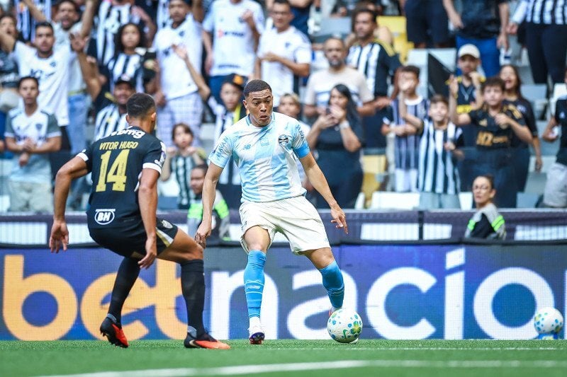 Tricolor é goleado em Belo Horizonte 