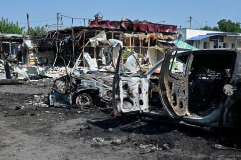 Rússia mata 10 na Ucrânia, e Kiev faz mega-ataque a Moscou