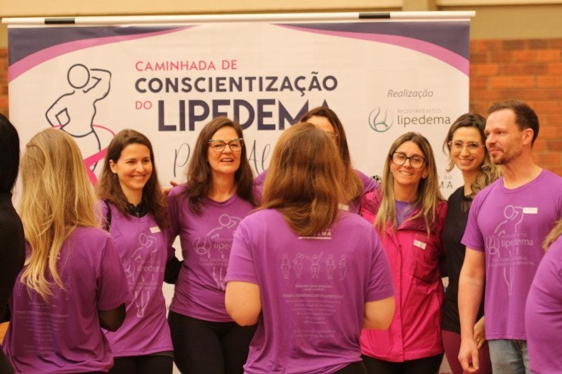 Caminhada reuniu cerca de 90 pessoas em Porto Alegre para ampliar a conscientização sobre o lipedema