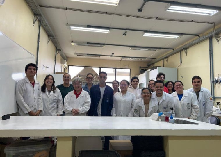 Professora atua com a equipe da Universidade Federal do Rio Grande (FURG), no Sul do Estado