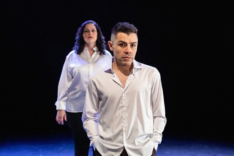 Peça teatral 'Expostos' entra em cartaz no CHC Santa Casa e cumpre temporada de quinta-feira a sábado
