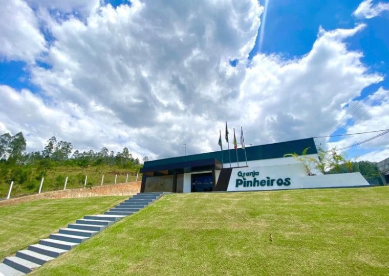 Nova unidade em Tainhas permitirá à Granja Pinheiros elevar o plantel de 375 mil para 550 mil aves por ano