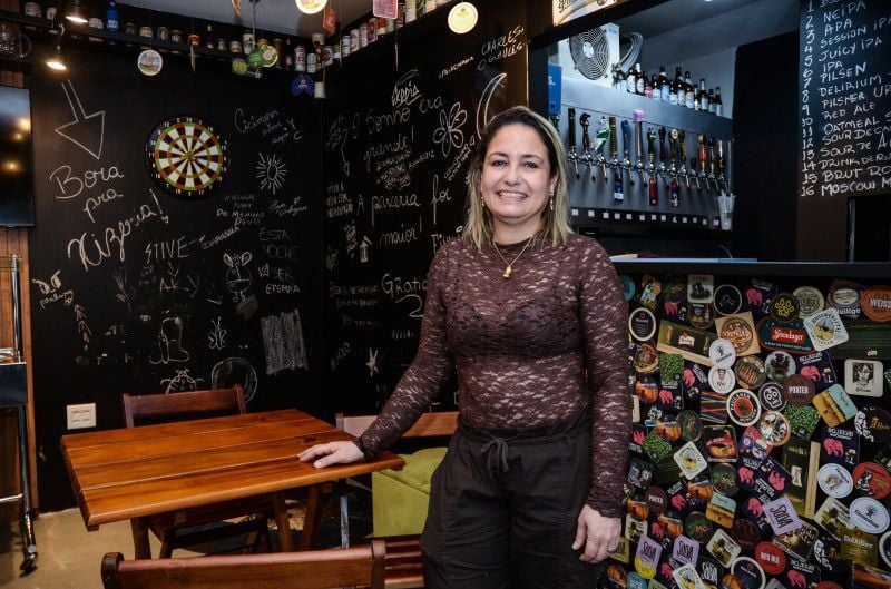 Fabiana Curia &eacute; a propriet&aacute;ria da Xizeria 321, no Menino Deus<br />Foto: Fernanda Bigio Davoglio/Especial/JC