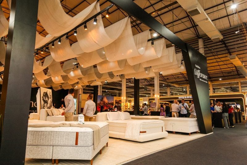 Feira teve número recorde de 300 expositores e atraiu 17,2 mil visitantes