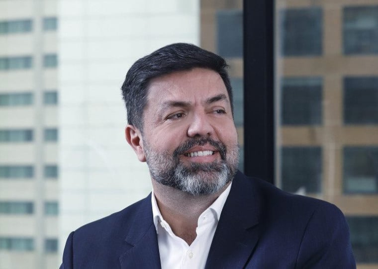 Alexander Coelho, advogado especializado em Direito Digital, Proteção de Dados, Cibersegurança e Inteligência Artificial
