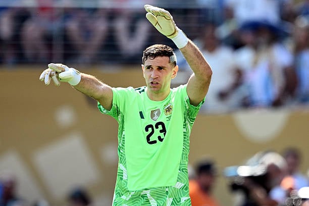 Campeão do mundo deve se transferir para a equipe londrina