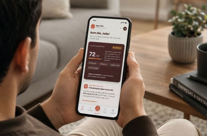 Meu CFO oferece insights financeiros e tributários, ajudando decisões empresariais