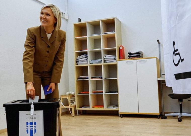 Primeira-ministra declarou que "o governo n&atilde;o retomar&aacute; as negocia&ccedil;&otilde;es com a UE durante esta legislatura