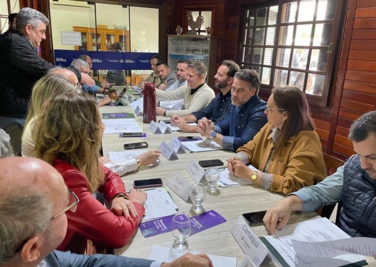 Os prefeitos da Granpal se reuniram para a Assembleia Geral Ordinária nesta segunda-feira (31) na Expointer