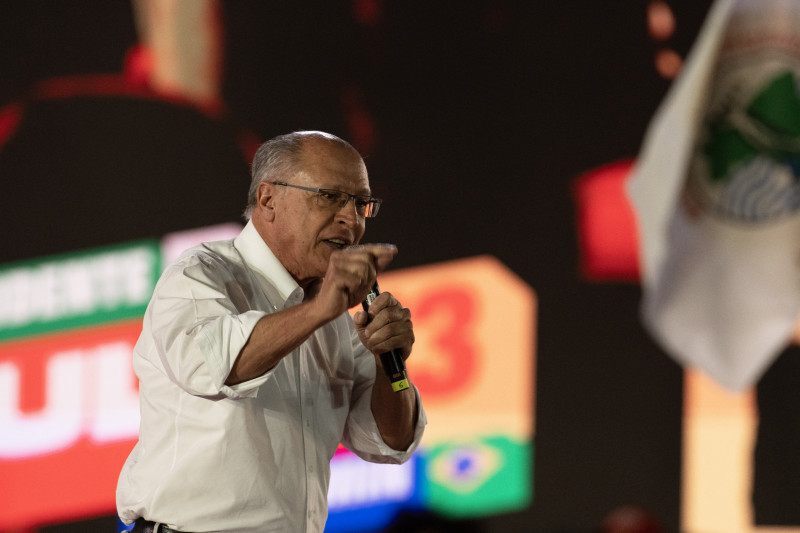 Vice-presidente também se mostrou otimista com as conversas entre Estados Unidos e Brasil