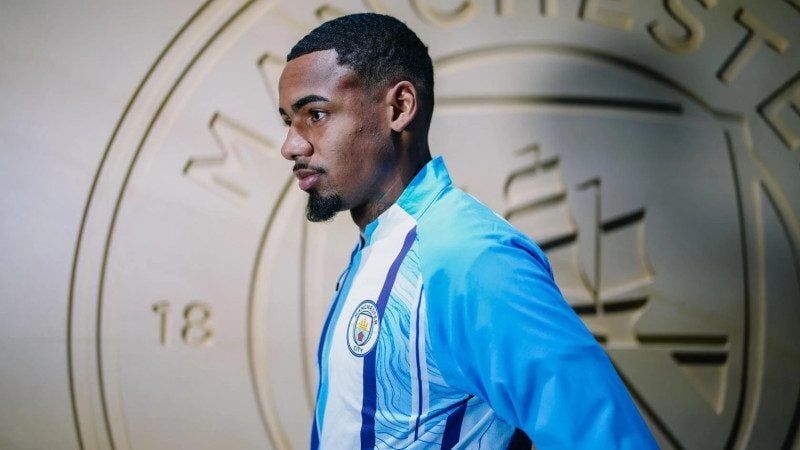 Allan chega ao Manchester City por 40 milhões de euros