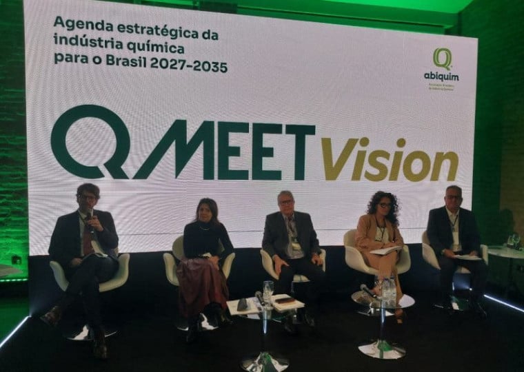 Iniciativa, capitaneada pela Abiquim, busca reduzir a dependência dos itens químicos importados 