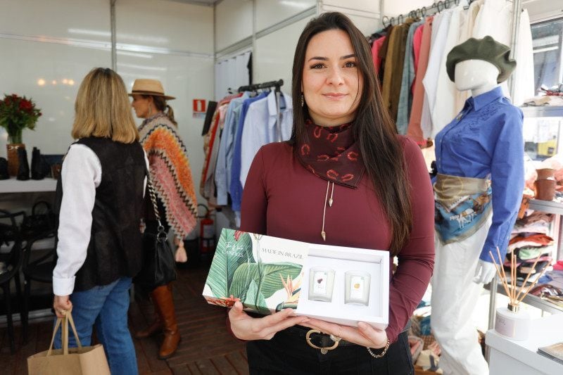 &Eacute; primeira vez de Karoline Branco, dona da The White Candles, vendendo na Expointer<br />Foto: Dani Villar/Especial/JC