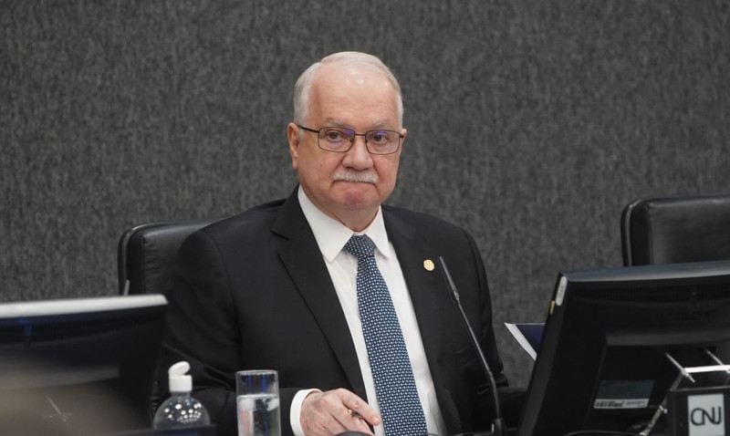 Presidente do Supremo Tribunal Federal (STF), Edson Fachin, disse que vai adotar as ações "no tempo devido e sem precipitação"