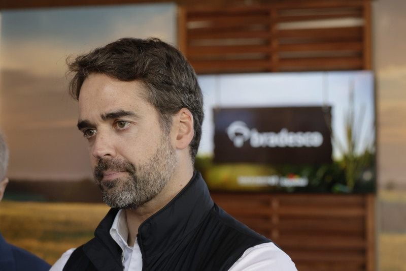 Governador Eduardo Leite falou sobre Expointer e contas p&uacute;blicas em entrevista, ap&oacute;s almo&ccedil;o na Casa do Jornal do Com&eacute;rcio nesta quarta-feira | T&Acirc;NIA MEINERZ/JC