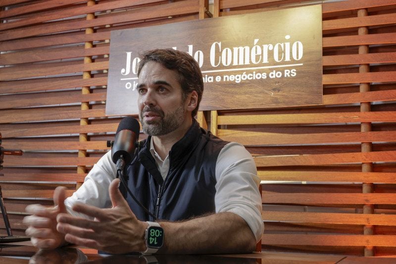 Governador Eduardo Leite concedeu entrevista exclusiva na Casa JC na Expointer