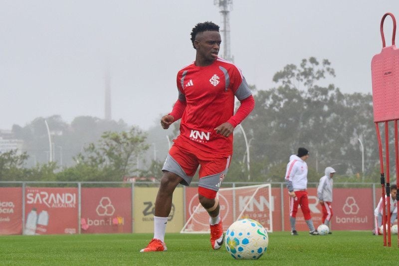 Equipe está a nove jogos sem vencer no Brasileirão 