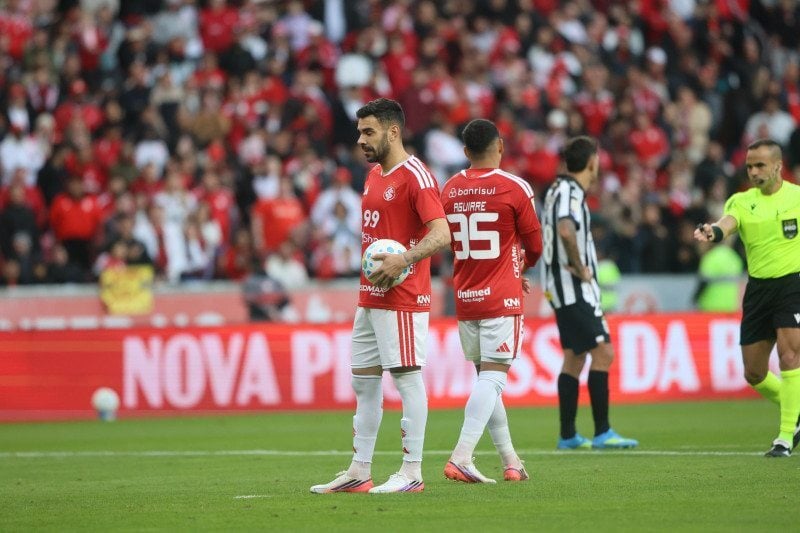 O experiente Bruno Henrique marcou o segundo gol do Inter