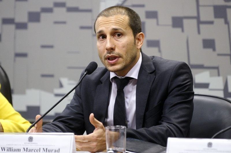 "N&atilde;o nos deixaremos abalar com ataques, venham de onde vier", disse William Murad
