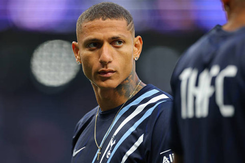 Richarlison e Vasco terminam sem acordo, e atacante segue no Tottenham