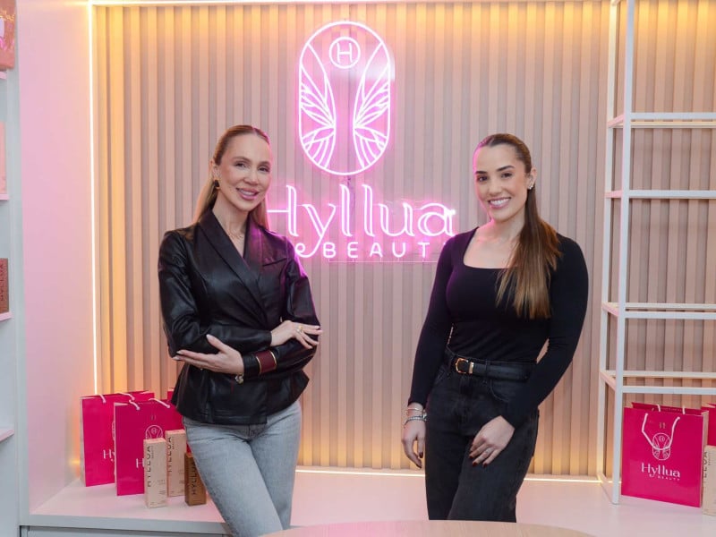 Hyllua Hussein e Elisa Kostelnaki s&atilde;o as s&oacute;cias &agrave; frente da Hyllua Beauty<br />Foto: Fernanda Bigio Davoglio/Especial/JC