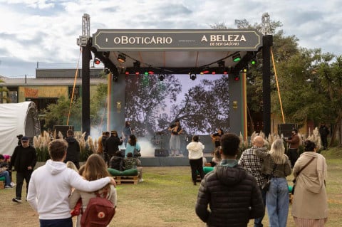 O Boticário celebra a cultura gaúcha com filme, shows e experiências imersivas no Cais Embarcadero