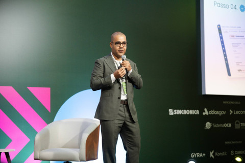 Ubots celebra dez anos com debate sobre IA e cooperativismo