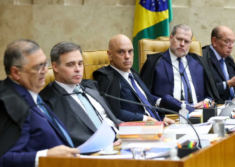 Ministros decidem se julgamento de Moraes será hoje ou no dia 23, junto com o de Mendonça
