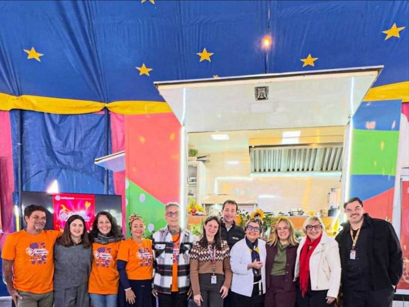 Cozinha Itinerante aposta em gastronomia para ampliar autonomia e renda de mulheres em Porto Alegre