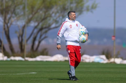 Inter anuncia demissão de Paulo Pezzolano, 18º técnico a cair no Brasileirão
