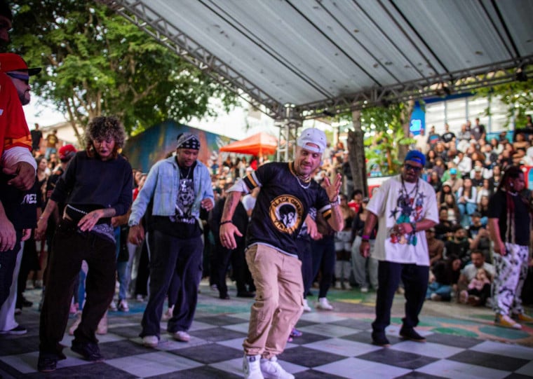 A programação reúne os cinco elementos da cultura hip hop, do graffiti ao vivo às apresentações de breaking.