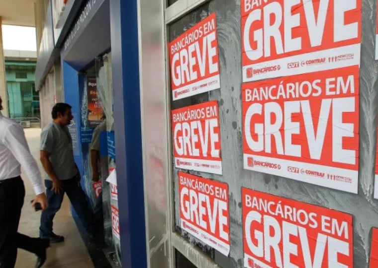 Bancários da Caixa estão em greve há uma semana, desde 10 de setembro