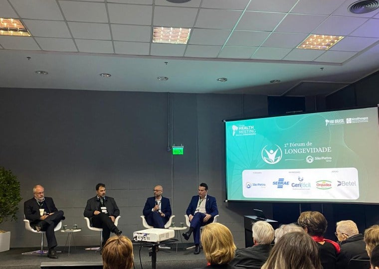 Painel reuniu representantes, entre instituições de saúde e poder público da Capital, para debater o envelhecimento da população