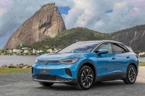 Volkswagen ID.4 volta ao Brasil agora como produto de venda em loja