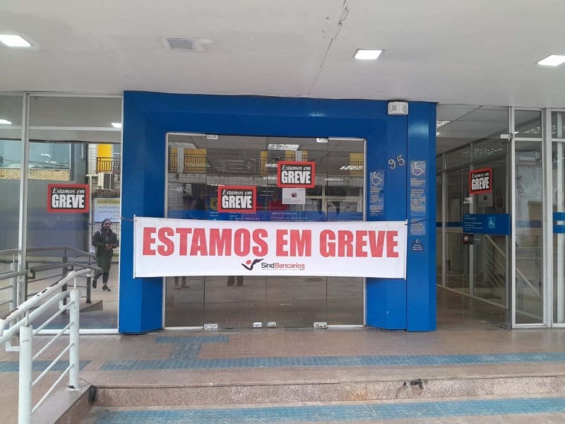 Greve da Caixa trava financiamentos e acende alerta no setor imobiliário e de construção civil