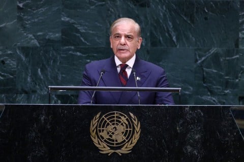 Na ONU, primeiro-ministro do Paquistão pede abertura dos estreitos de Ormuz e Bab el-Mandeb