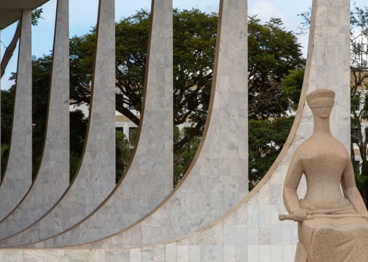 Ministro também multou o defensor em dois salários pela violação do dever de lealdade processual