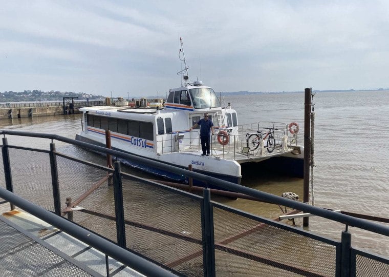 Com eventos climáticos, demanda mensal do Catamarã caiu de 71.046 para 42.290 passageiros