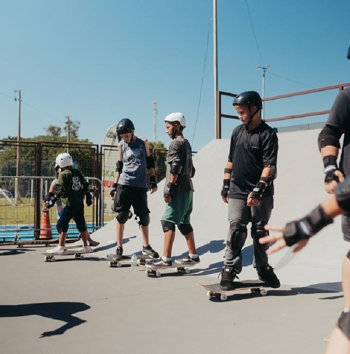 Projeto passa por mais de 20 cidades no Estado e é voltado para estudantes de 7 a 18 anos | Circuito Estadual de Skate RS/Divulgação/Cidades
