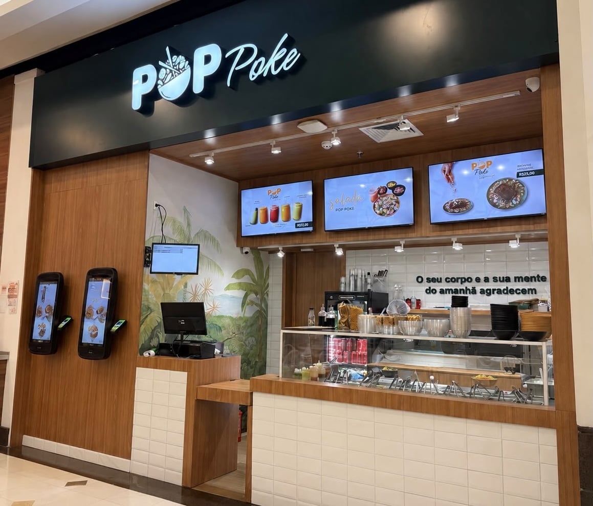 Pop Poke est&aacute; entre as novidades na pra&ccedil;a de alimenta&ccedil;&atilde;o do Praia de Belas Shopping | PRAIA DE BELAS SHOPPING/DIVULGA&Ccedil;&Atilde;O/JC