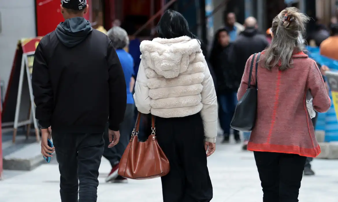 Rio Grande do Sul com previs&atilde;o de m&iacute;nimas atingindo 13&deg;C em Porto Alegre