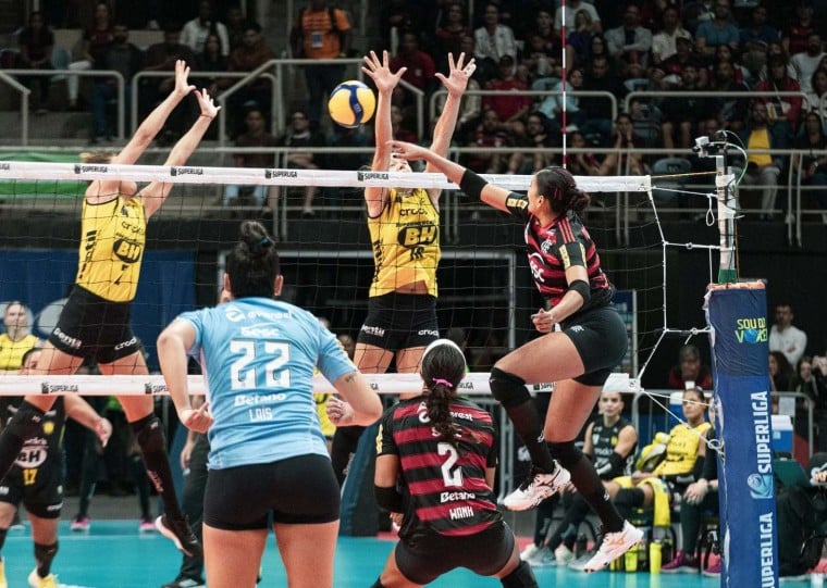 Amistoso ocorre uma semana após os dois times se enfrentarem pela Copa Super Vôlei, em Niterói
