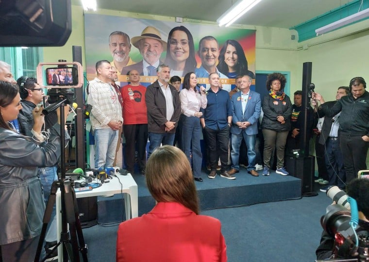 Candidata derrotada deu coletiva para a imprensa em seu comit&ecirc;, no bairro Bom Fim
