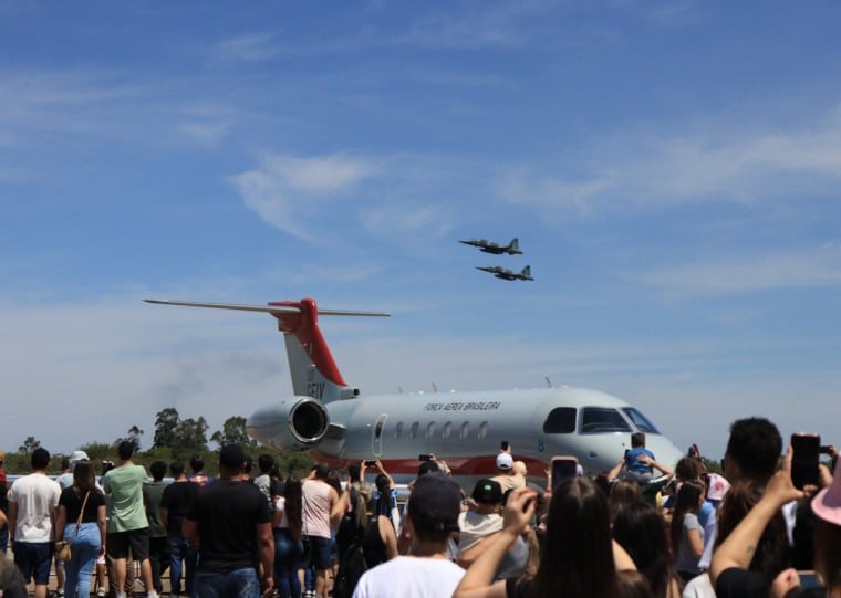 A ação faz parte do programa Portões Abertos, criado pela Força Aérea Brasileira (FAB)