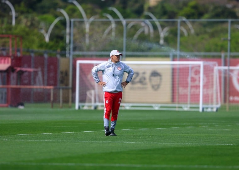 Primeiro desafio de Eduardo Baptista 