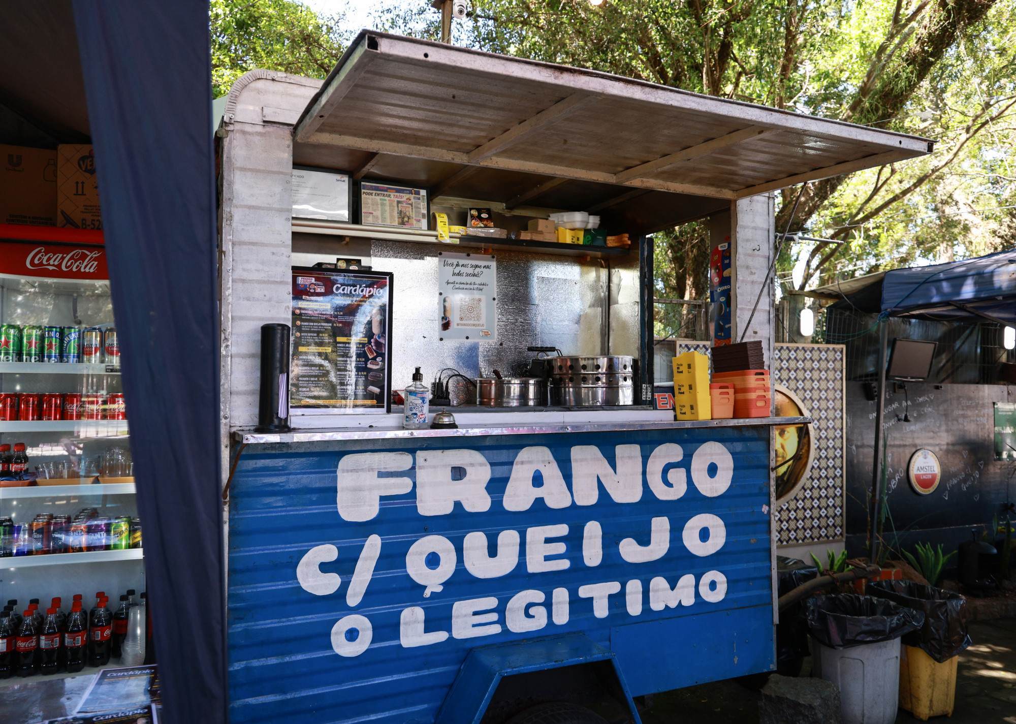 O antigo trailer foi respons&aacute;vel por popularizar o produto em Porto Alegre | Artur Koch/JC