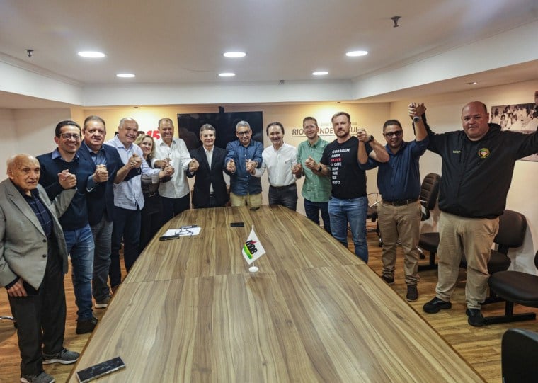 O deputado federal Alceu Moreira organizou reunião que resultou no apoio do MDB gaúcho a Flávio Bolsonaro no segundo turno da eleição presidencial